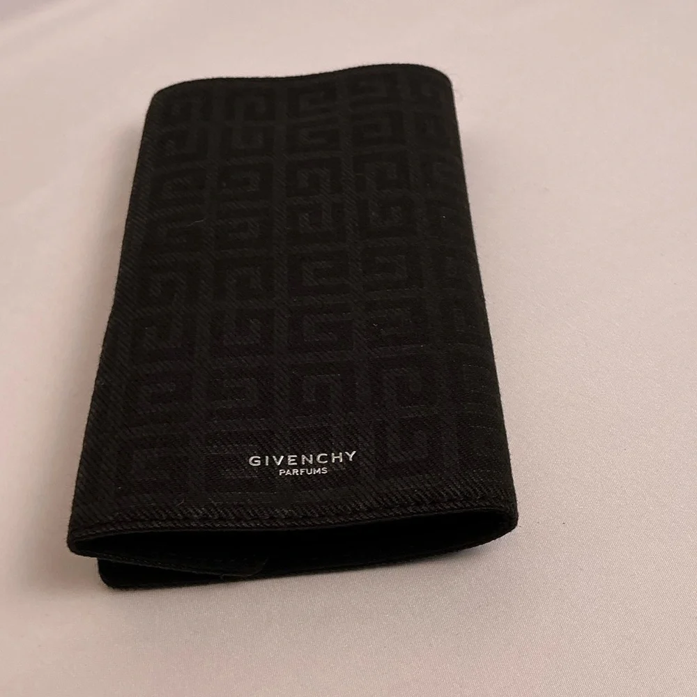Givenchy Black Brush Set Roll New